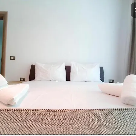 Bea On The -mamaia Nord Appartement *