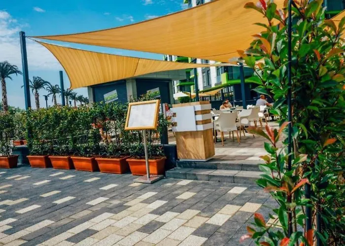 Bea On The -mamaia Nord Năvodari